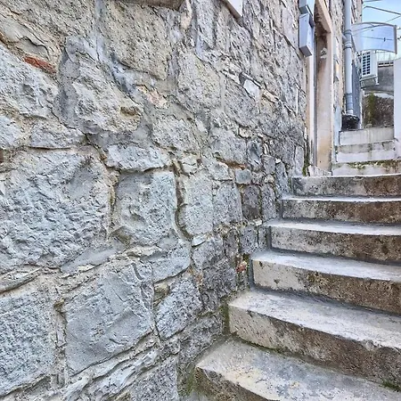 Modern In A Superb Location * 스플리트